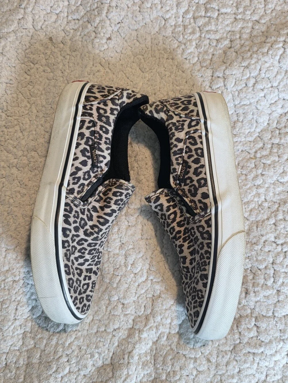 Vans Deluxe Comfort Leopard Print Slip On Shoes Womens Size 6.5 Animal Canvas